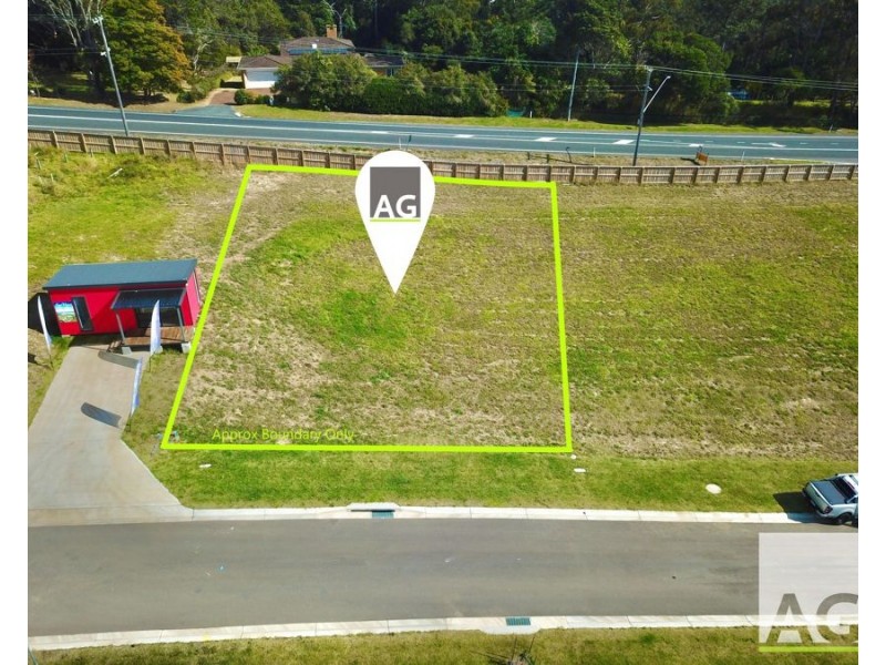 8 Silk Crescent, Diamond Beach NSW 2430
