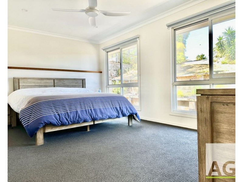 5 Camellia Close, Tallwoods Village NSW 2430