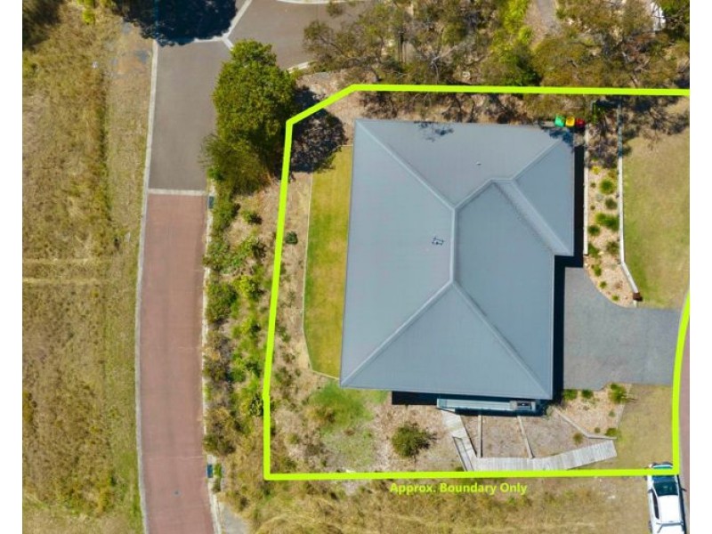 5 Camellia Close, Tallwoods Village NSW 2430