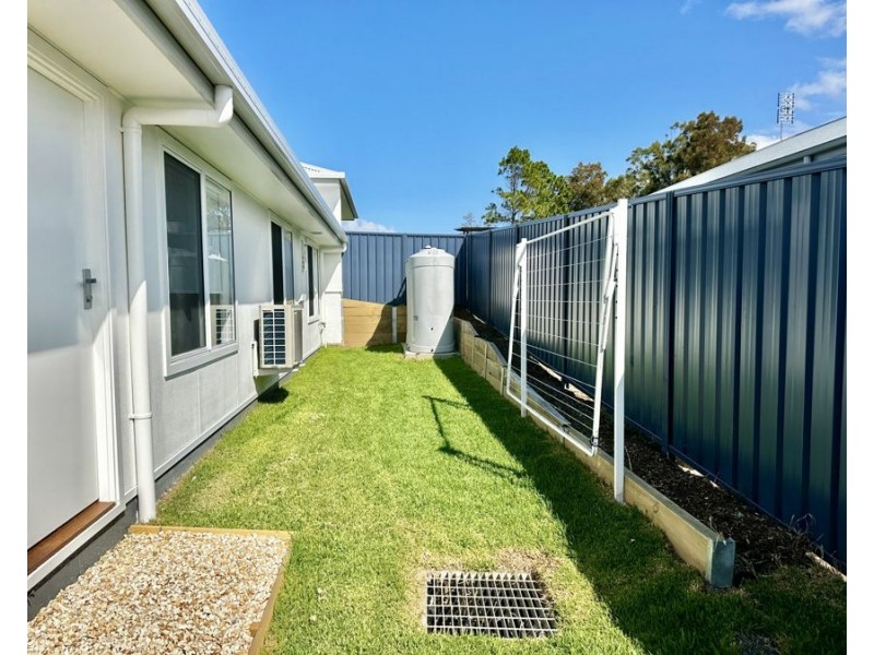 2/72 Anniversary Drive, Diamond Beach NSW 2430