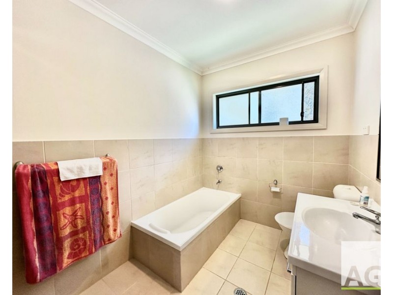 30 Bellevue Pl, Black Head NSW 2430