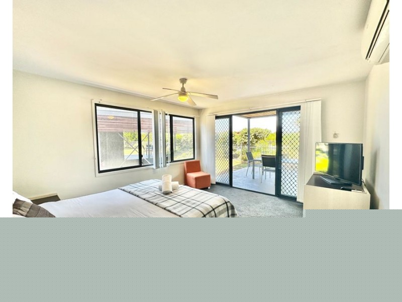 24 Whales Pde, Diamond Beach NSW 2430