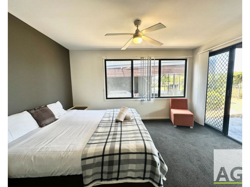 24 Whales Pde, Diamond Beach NSW 2430