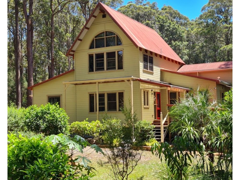 21 Figtree Drive, Diamond Beach NSW 2430