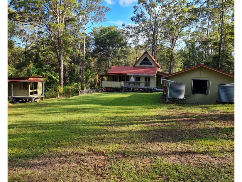 21 Figtree Drive, Diamond Beach NSW 2430