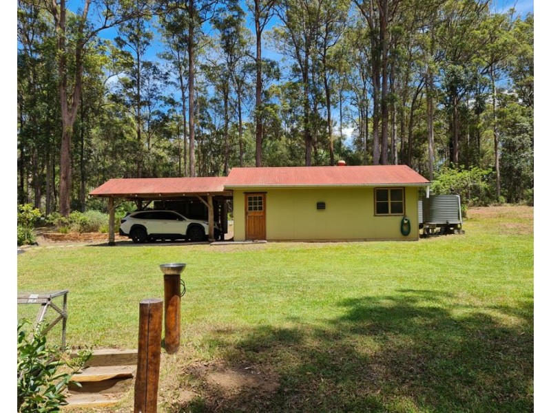 21 Figtree Drive, Diamond Beach NSW 2430