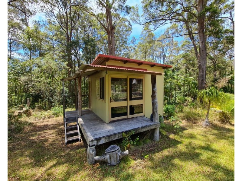 21 Figtree Drive, Diamond Beach NSW 2430