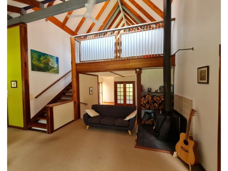 21 Figtree Drive, Diamond Beach NSW 2430