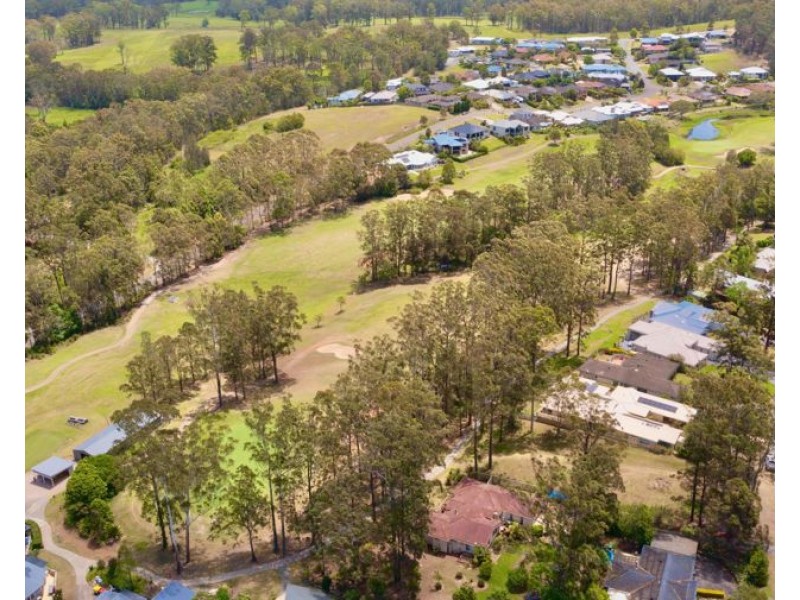 8 Hilltop Parkway, Tallwoods Village NSW 2430