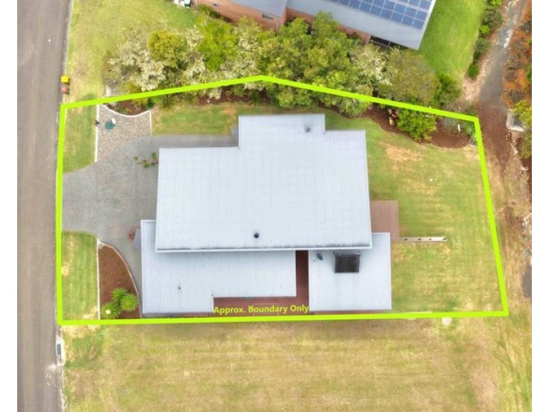 9 The Fairway, Tallwoods Village NSW 2430