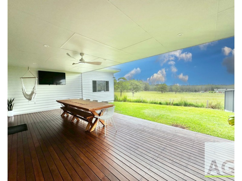 19 Greenview Drive, Black Head NSW 2430