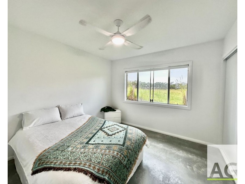 19 Greenview Drive, Black Head NSW 2430