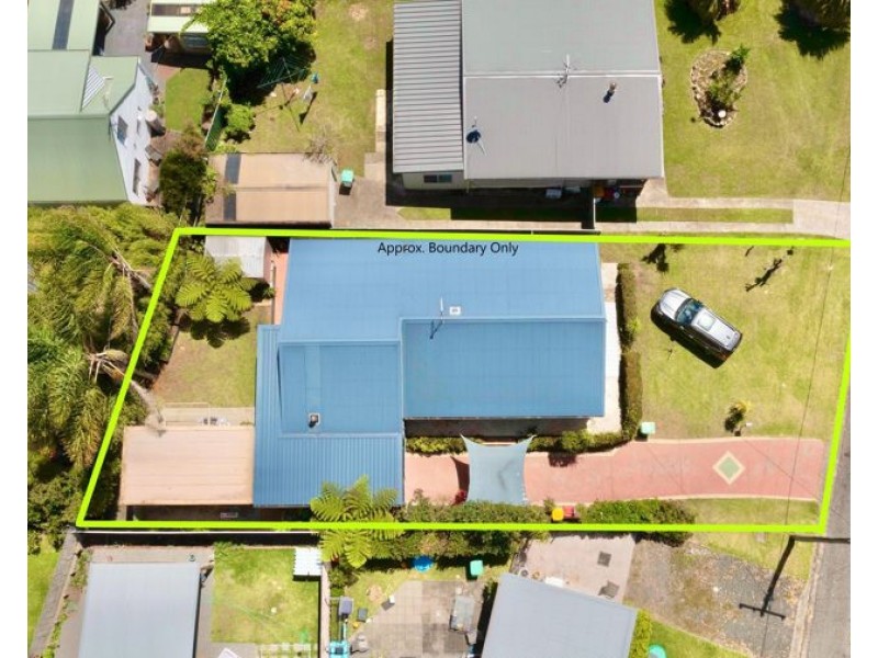 4 Saltwater Cres, Diamond Beach NSW 2430