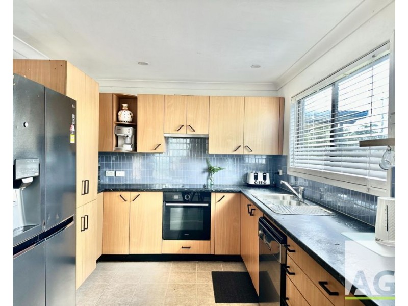 4 Saltwater Cres, Diamond Beach NSW 2430