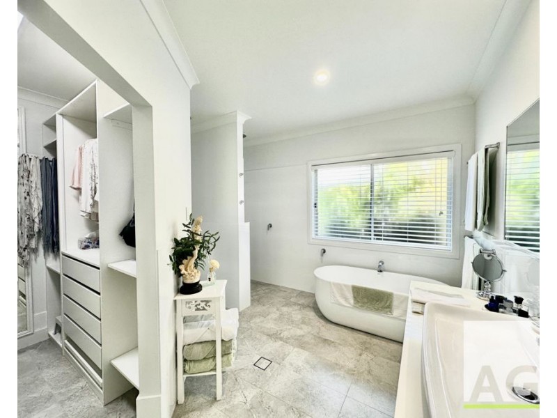 18 Noosa Crescent, Red Head NSW 2430