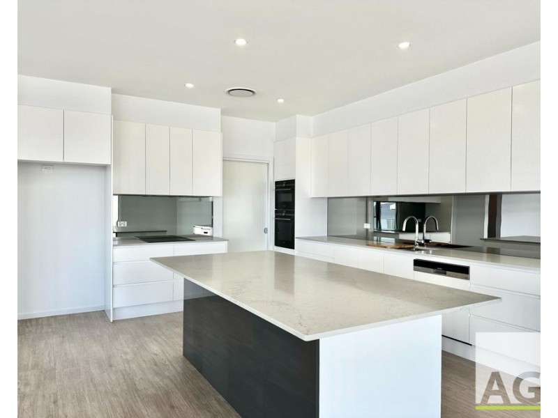 30 Emerald Drive, Diamond Beach NSW 2430