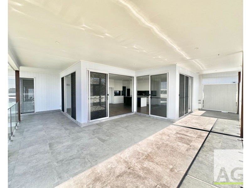 30 Emerald Drive, Diamond Beach NSW 2430
