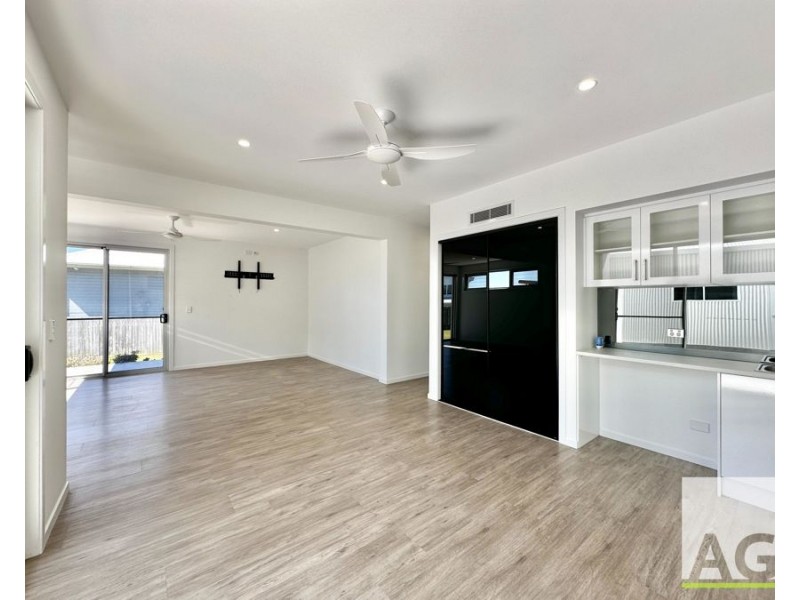 30 Emerald Drive, Diamond Beach NSW 2430