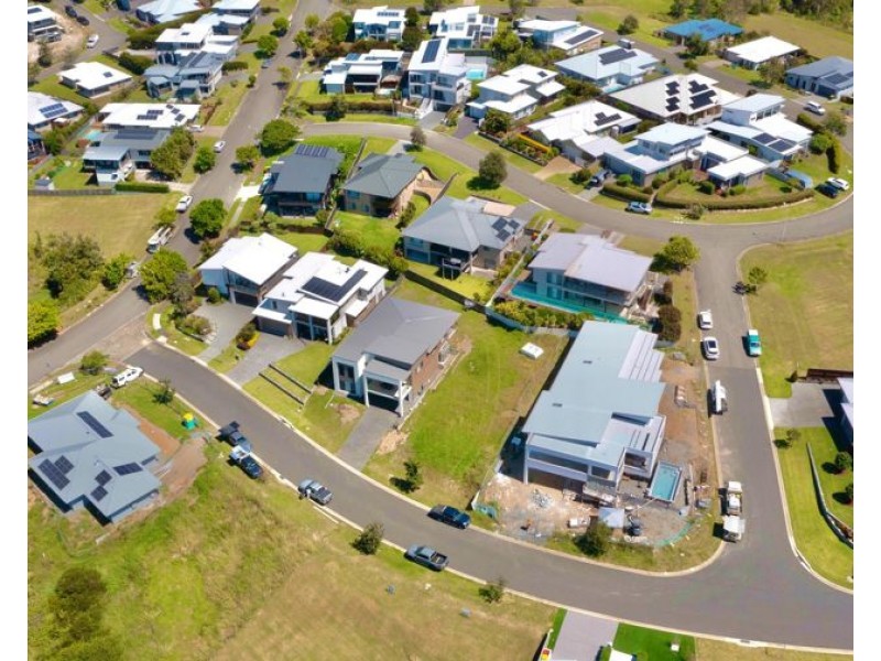8 Noosa Crescent, Red Head NSW 2430