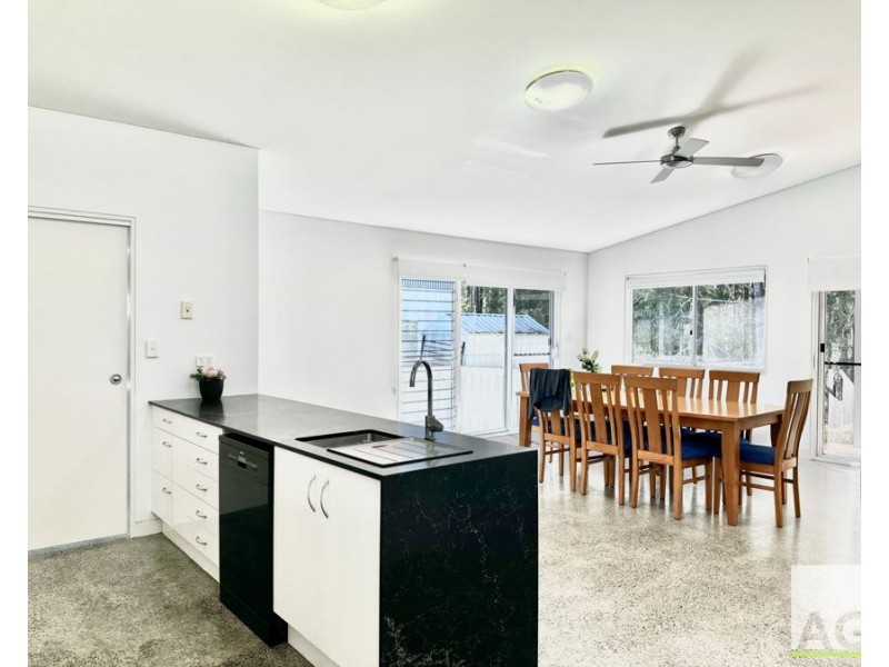 1 Bloodwood Place, Black Head NSW 2430