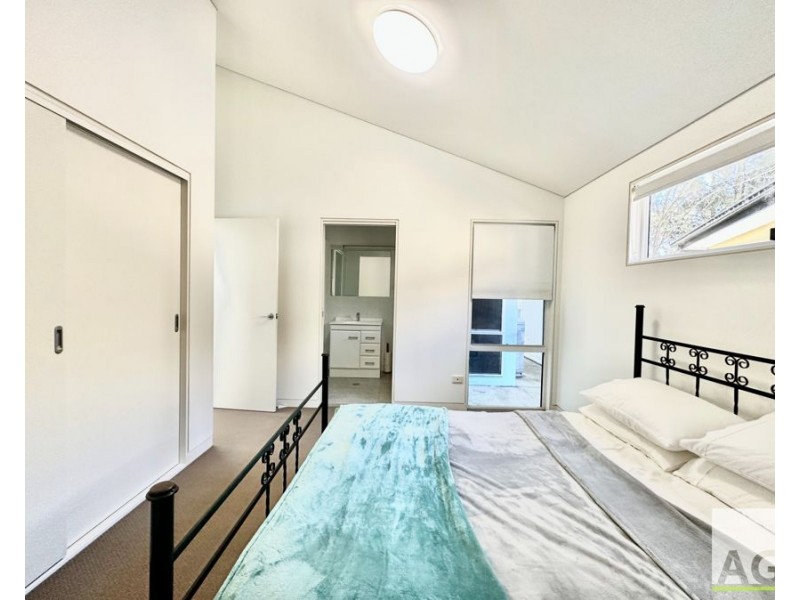 1 Bloodwood Place, Black Head NSW 2430