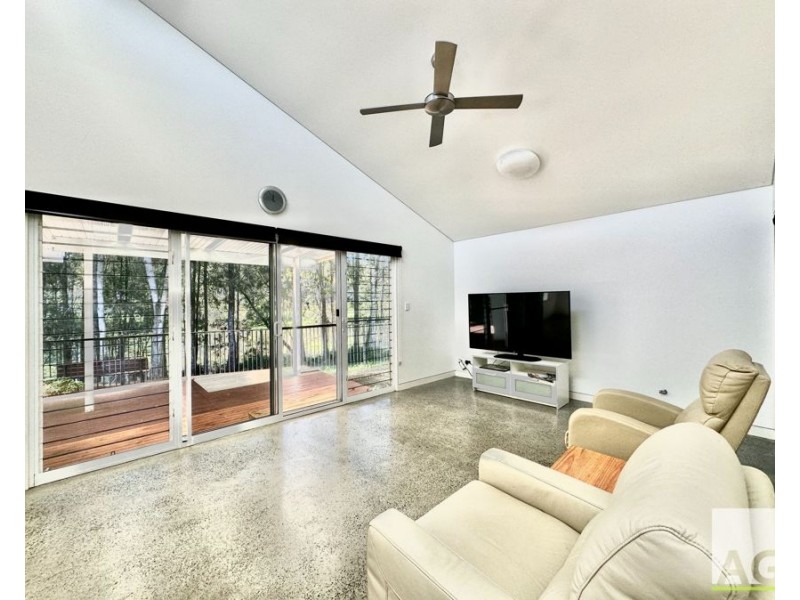 1 Bloodwood Place, Black Head NSW 2430