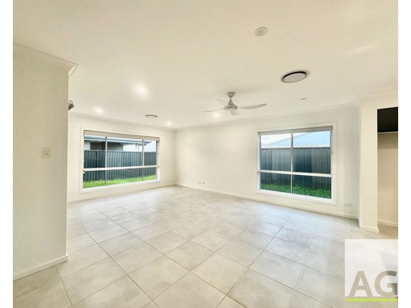 10 Neptune Avenue, Forster NSW 2428