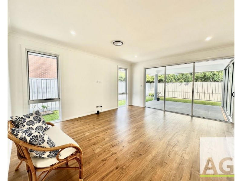 4 Seaside Place, Diamond Beach NSW 2430