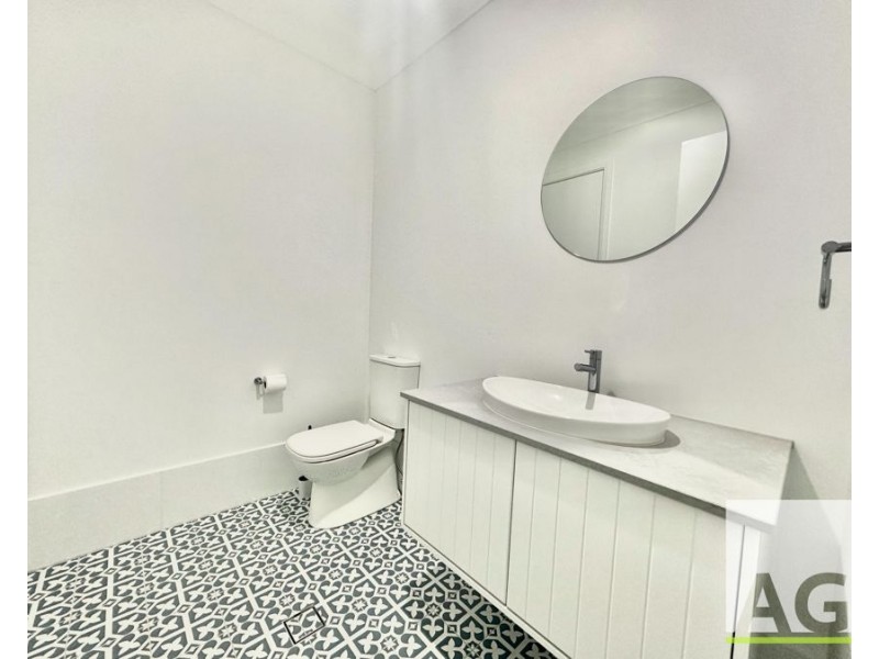 4 Seaside Place, Diamond Beach NSW 2430