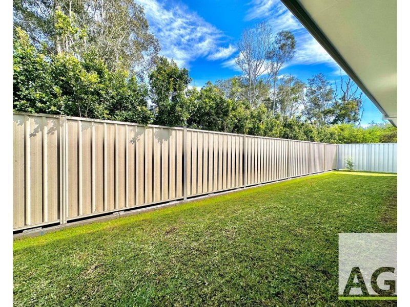 4 Seaside Place, Diamond Beach NSW 2430