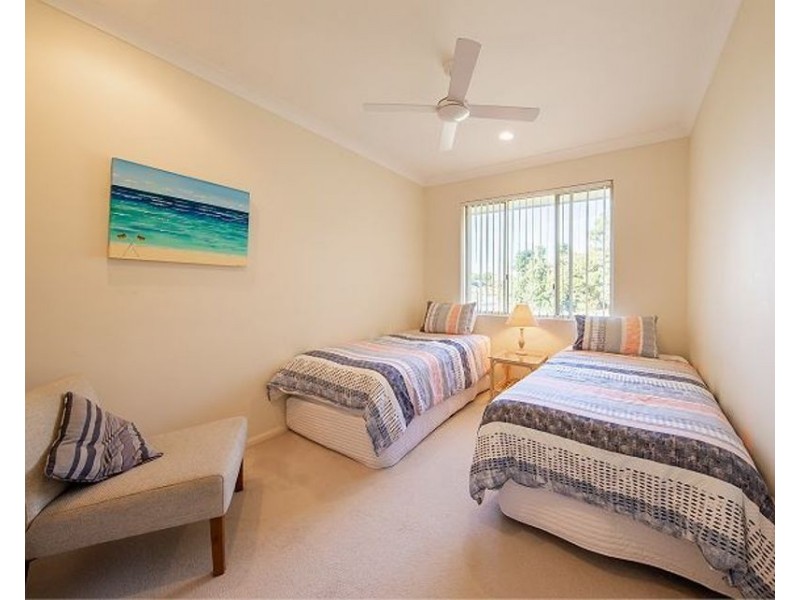 2/12 High Street, Black Head NSW 2430