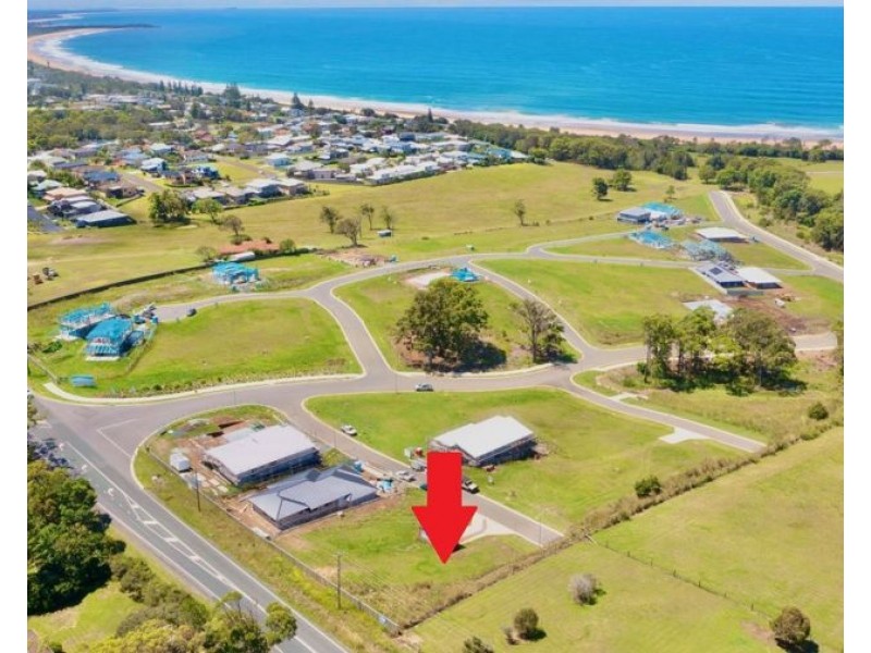 10 Silk Crescent, Diamond Beach NSW 2430