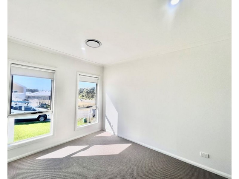 18A Ivory St, Diamond Beach NSW 2430