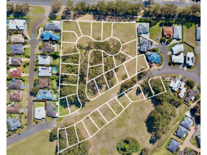 Seabreeze Parade, Black Head NSW 2430