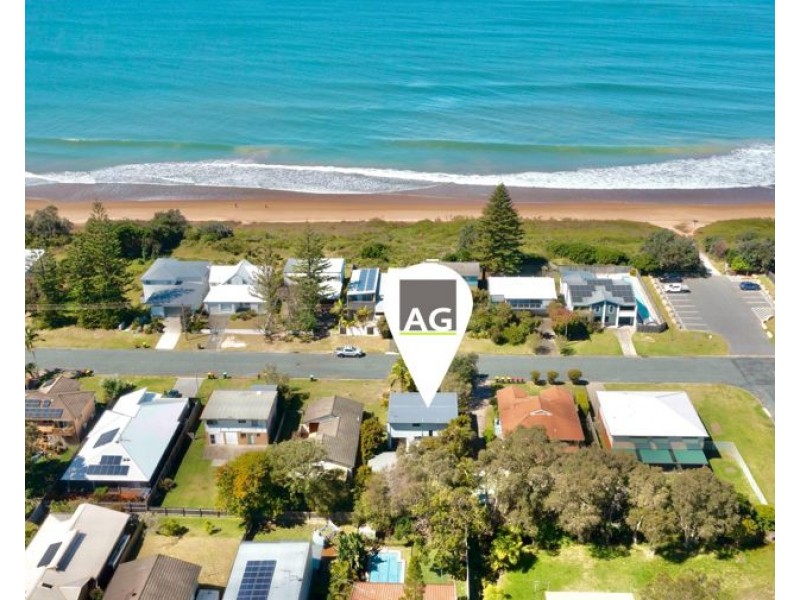 26 Jubilee Pde, Diamond Beach NSW 2430