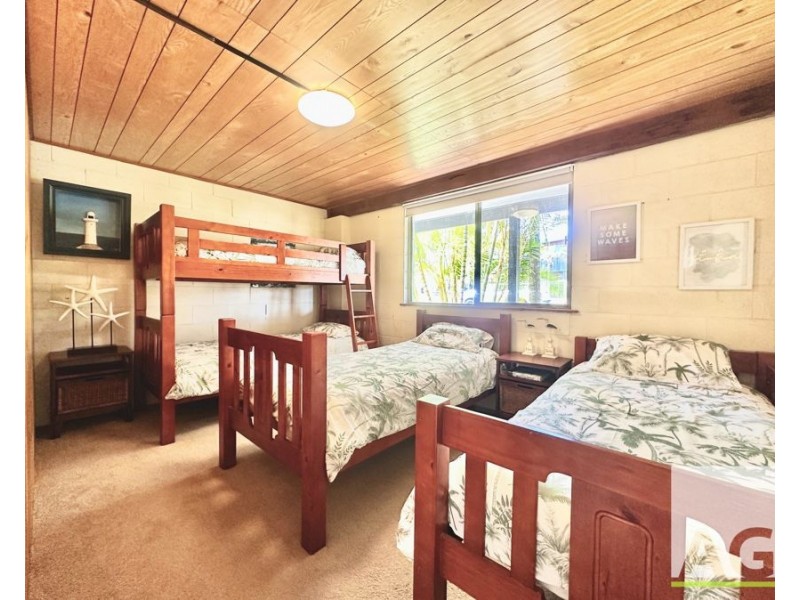 26 Jubilee Pde, Diamond Beach NSW 2430