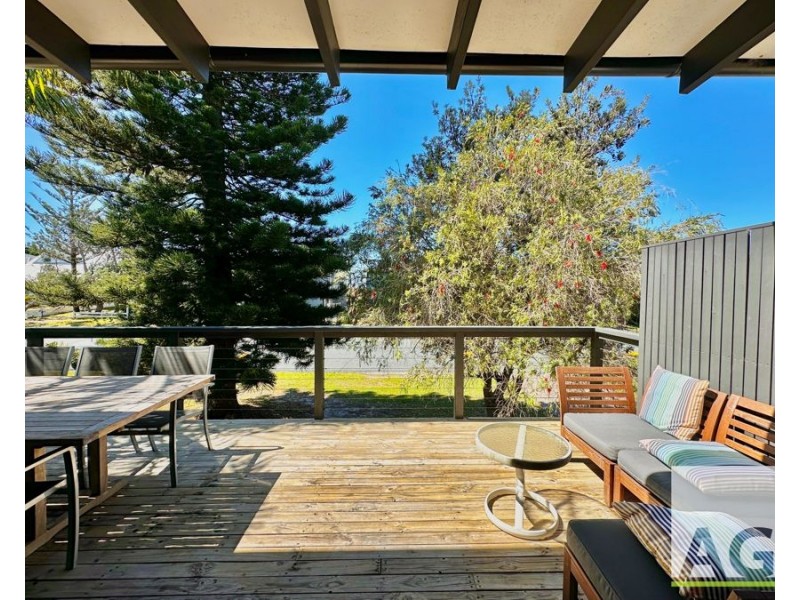 26 Jubilee Pde, Diamond Beach NSW 2430