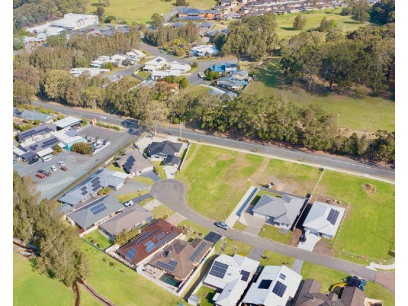 11 Laguna Court, Black Head NSW 2430