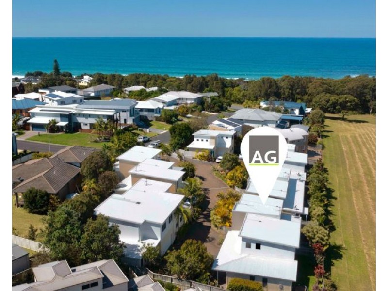 6/33-37 Emerald Drive, Diamond Beach NSW 2430