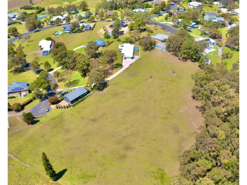 26 Headland Drive, Hallidays Point NSW 2430
