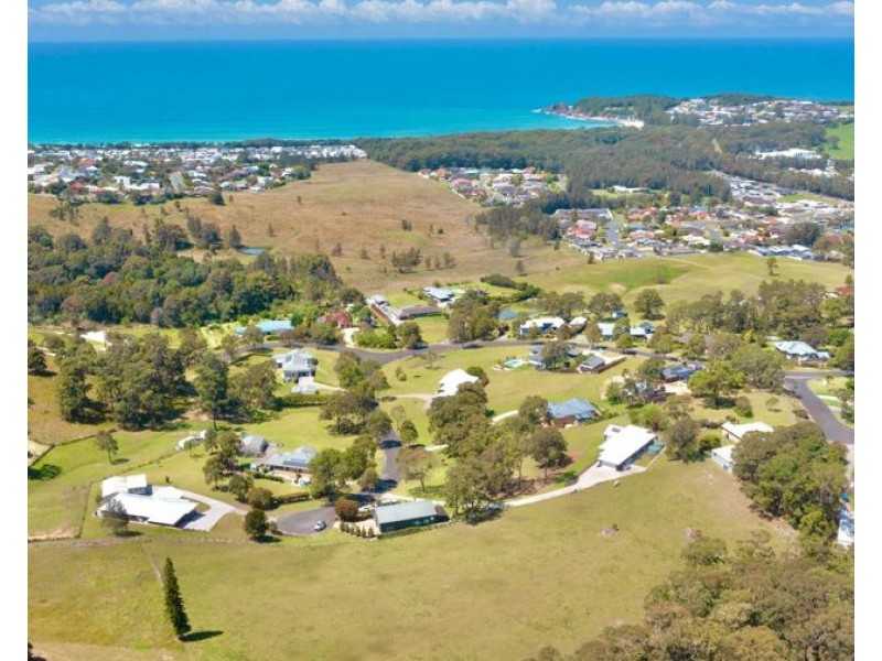26 Headland Drive, Hallidays Point NSW 2430