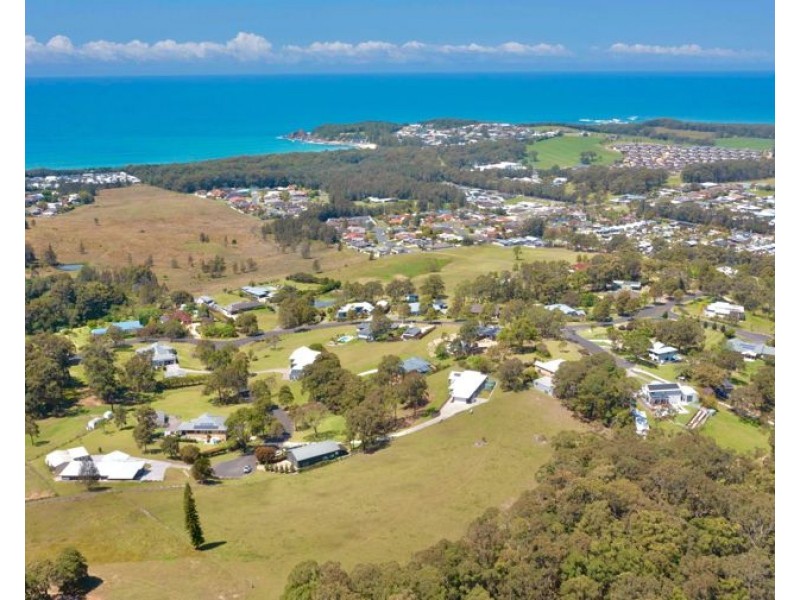 26 Headland Drive, Hallidays Point NSW 2430