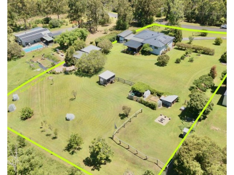 25 Kiwarrak Dr, Rainbow Flat NSW 2430