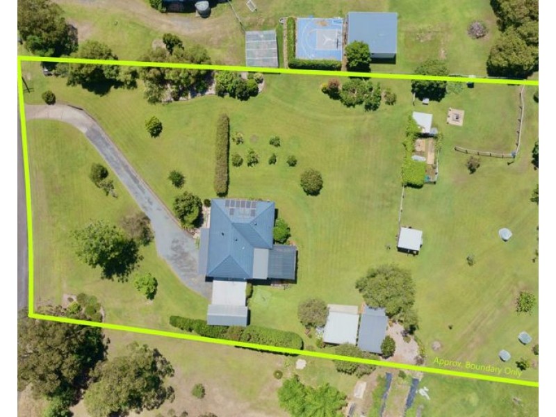 25 Kiwarrak Dr, Rainbow Flat NSW 2430