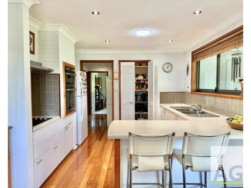 25 Kiwarrak Dr, Rainbow Flat NSW 2430