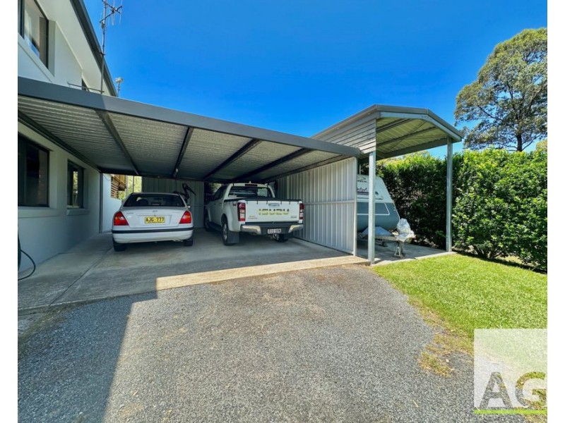 25 Kiwarrak Dr, Rainbow Flat NSW 2430