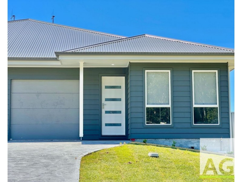 1/49 Golden Drive, Diamond Beach NSW 2430