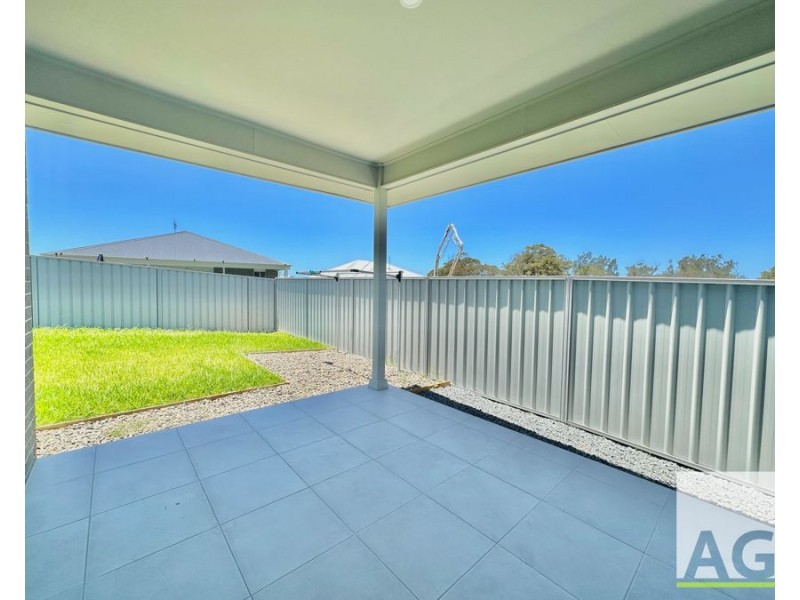 1/49 Golden Drive, Diamond Beach NSW 2430