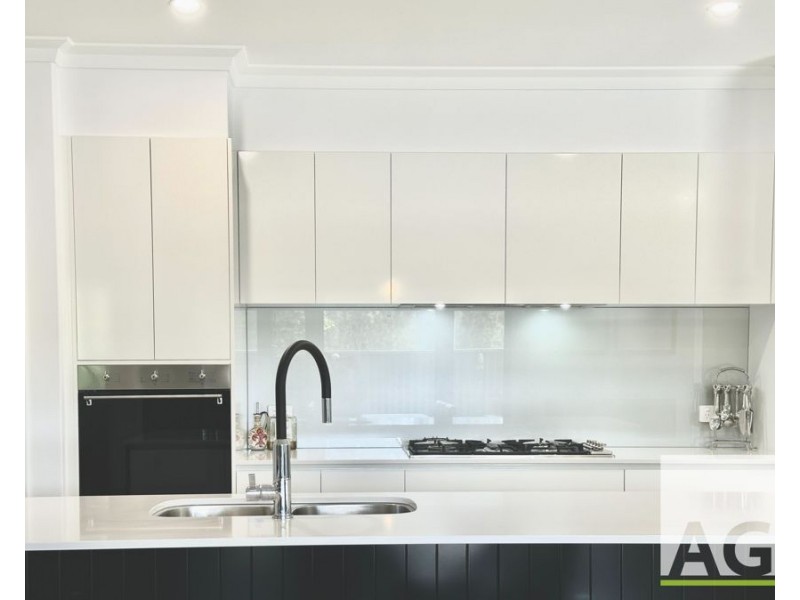 6 Lillypilly Court, Black Head NSW 2430