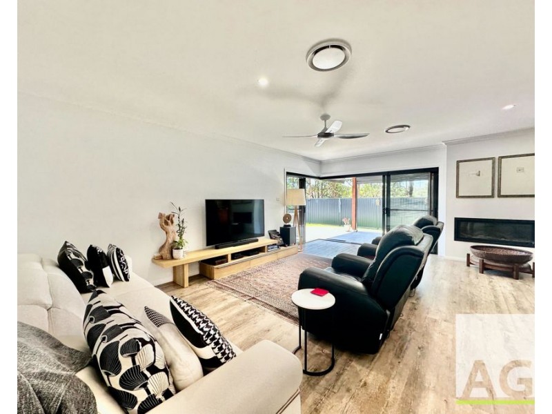 6 Lillypilly Court, Black Head NSW 2430